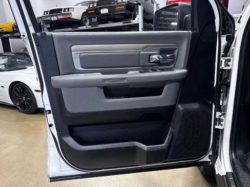 Used 2019 RAM 1500 Big Horn AWD/4WD image 11