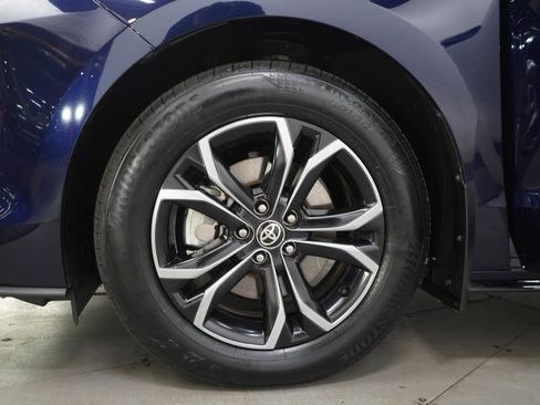 Used 2026 Toyota Sienna Platinum AWD/4WD image 34