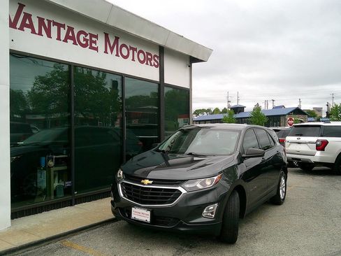 Used 2019 Chevrolet Equinox LS AWD/4WD image 1