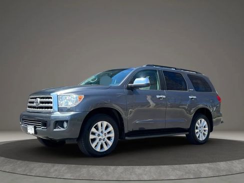 Used 2014 Toyota Sequoia Platinum AWD/4WD image 1
