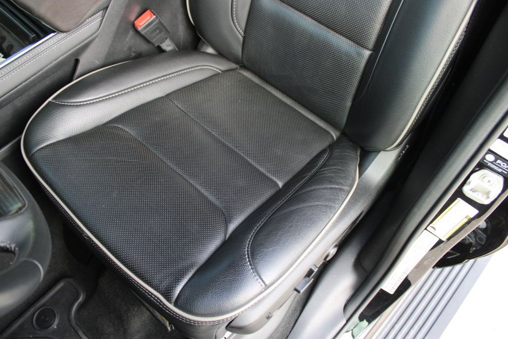 Used 2024 RAM 1500 Limited AWD/4WD image 16