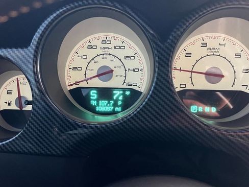 Used 2011 Dodge Challenger R/T image 10