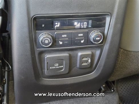 Used 2020 Buick Enclave Premium w/ Sun and Sites Package image 13