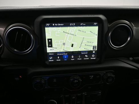 Used 2023 Jeep Wrangler Sahara image 18