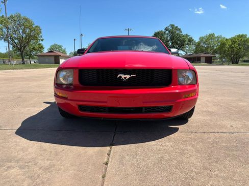 Used 2007 Ford Mustang Premium image 6