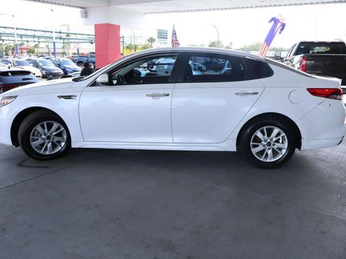 Used 2018 Kia Optima LX FWD image 9