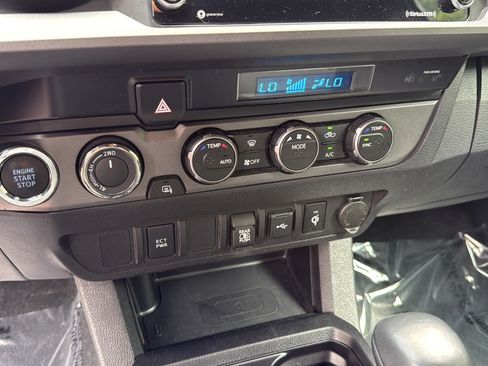 Used 2023 Toyota Tacoma TRD Off-Road AWD/4WD image 26