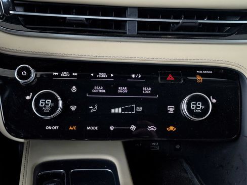 Used 2023 INFINITI QX60 Luxe AWD/4WD image 55