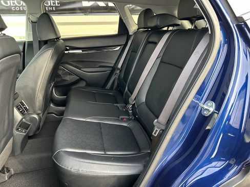 Certified 2025 Kia Seltos EX w/ EX Sunroof Package image 13