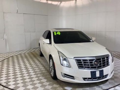 Used 2014 Cadillac XTS Premium w/ Driver Assist Package FWD image 5