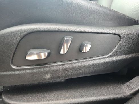 Used 2025 Cadillac XT5 Premium Luxury image 28