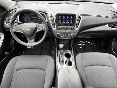 Used 2024 Chevrolet Malibu LT FWD image 24