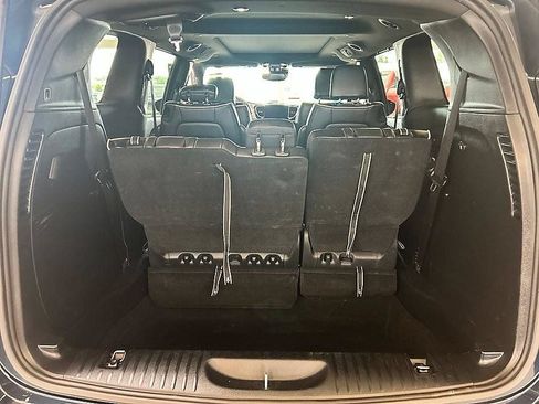 Used 2025 Chrysler Pacifica Limited FWD image 30