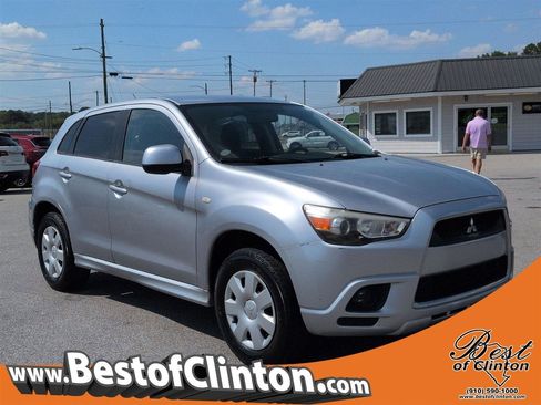 Used 2011 Mitsubishi Outlander Sport ES FWD image 1