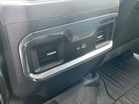 Used 2023 GMC Sierra 1500 SLT w/ SLT Premium Package image 29