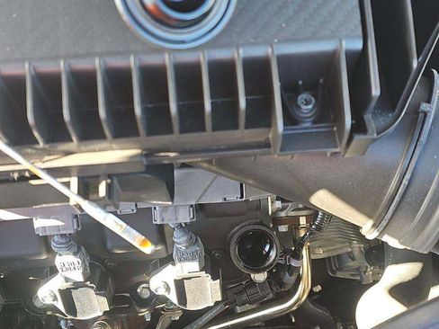 Used 2025 Acura MDX FWD w/ Technology Package image 21