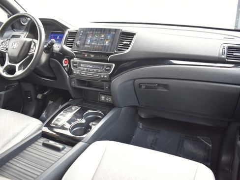 Used 2021 Honda Passport Touring image 13
