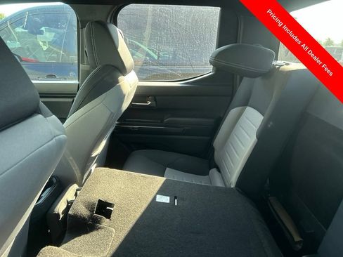 Used 2026 Toyota Tacoma TRD Off-Road AWD/4WD image 9