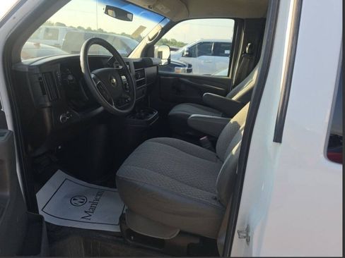 Used 2013 Chevrolet Express 3500 LT w/ LT Preferred Equipment Group RWD image 4