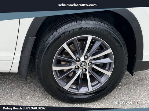 Used 2018 Toyota Highlander XLE w/ Protection Package #3 AWD/4WD image 9