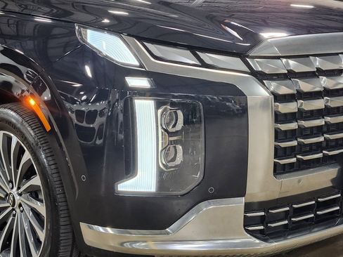 Used 2025 Hyundai Palisade Calligraphy FWD image 13