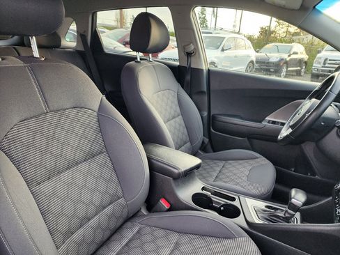 Used 2018 Kia Niro LX image 29