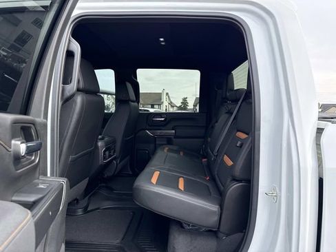 Used 2021 GMC Sierra 2500 AT4 w/ Gooseneck/5TH Wheel Package AWD/4WD image 12