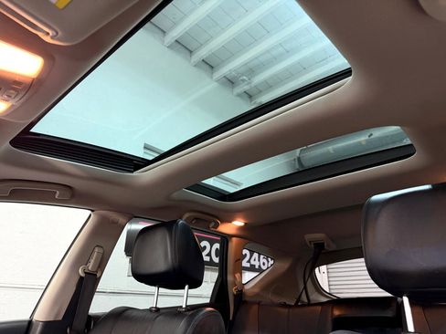 Used 2014 Nissan Murano LE w/ Platinum Edition Package image 23