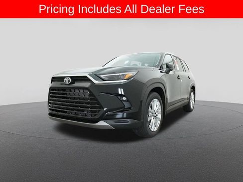 New 2026 Toyota Grand Highlander AWD image 32
