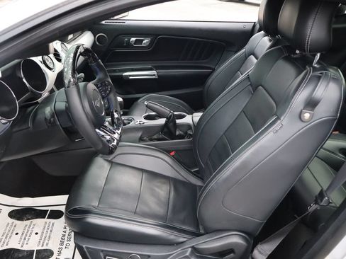 Used 2015 Ford Mustang GT Premium RWD image 11