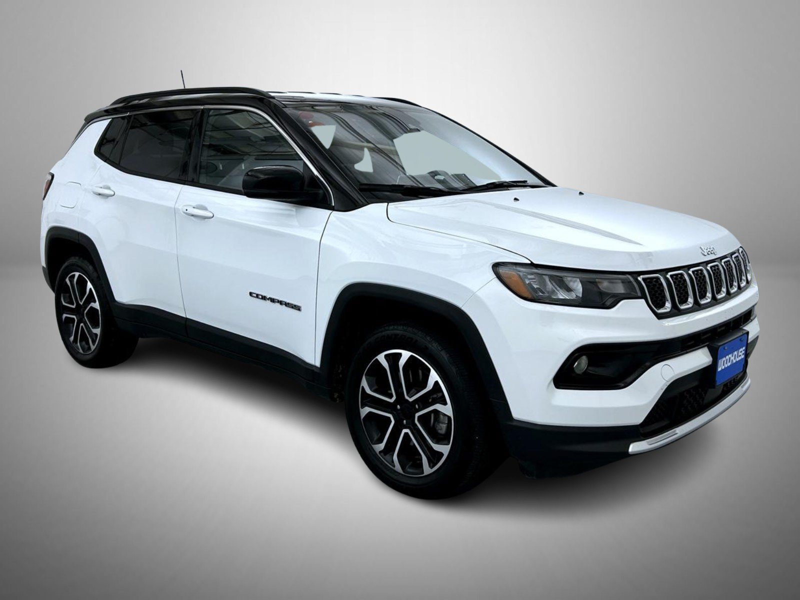 Certified 2024 Jeep Compass Limited AWD/4WD image 3