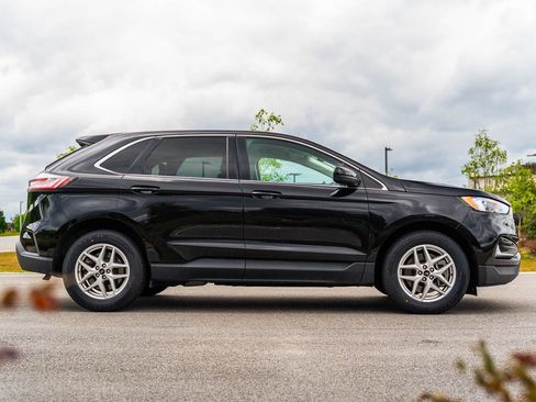 Used 2024 Ford Edge SEL AWD/4WD image 8
