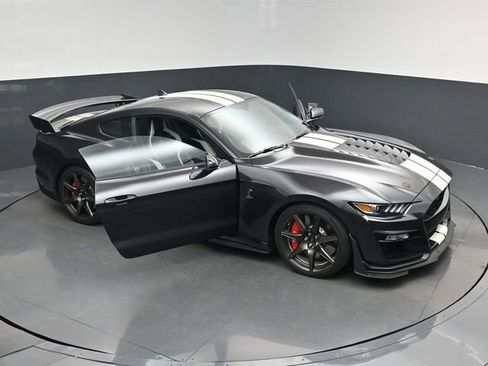 Used 2022 Ford Mustang Shelby GT500 w/ Carbon Fiber Track Pack RWD image 19