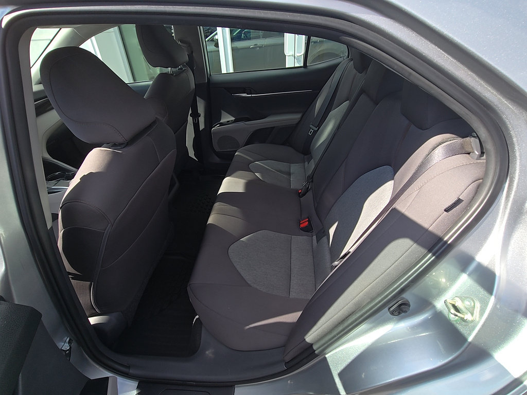 Used 2019 Toyota Camry LE FWD image 10