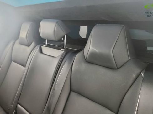 Used 2024 Tesla Cybertruck AWD Crew Cab image 28