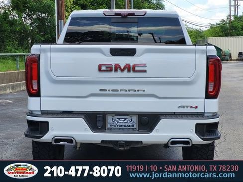 Used 2021 GMC Sierra 1500 AT4 w/ AT4 Value Package AWD/4WD image 4