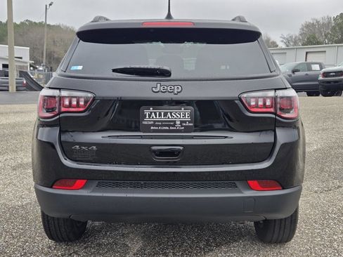 New 2026 Jeep Compass Latitude image 7