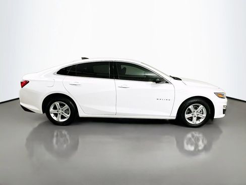 Used 2023 Chevrolet Malibu LS FWD image 4