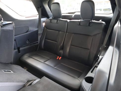 Used 2020 Ford Explorer XLT w/ Equipment Group 202A RWD image 24