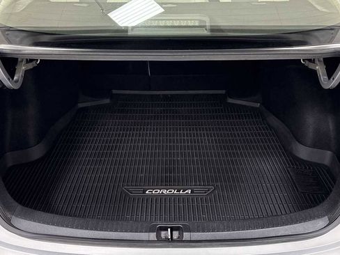 Used 2020 Toyota Corolla LE image 26