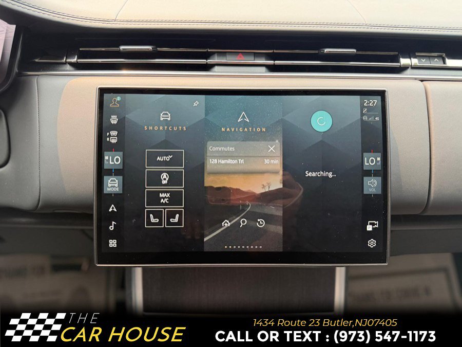 Used 2025 Land Rover Range Rover SE AWD/4WD image 32