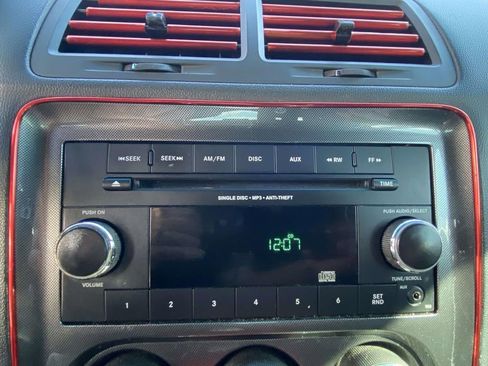 Used 2012 Dodge Challenger SXT image 13