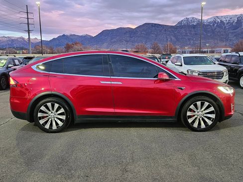 Used 2020 Tesla Model X Performance image 2