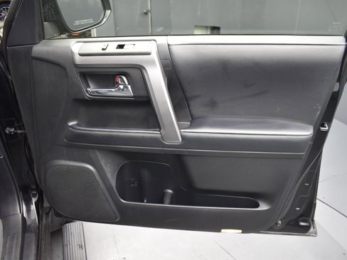 Used 2024 Toyota 4Runner SR5 Premium image 6