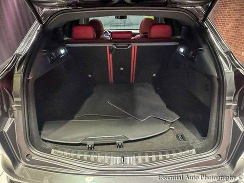 Used 2023 Alfa Romeo Stelvio Veloce image 30