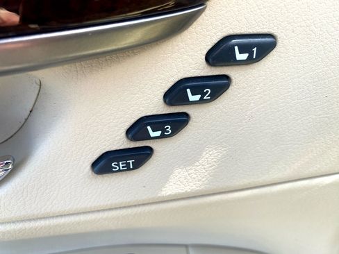 Used 2015 Lexus ES 350 image 10