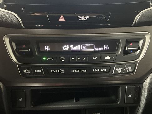 Used 2022 Honda Pilot Sport image 20