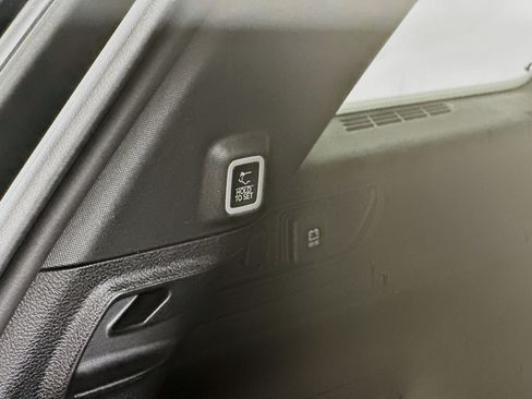 Used 2023 Jeep Grand Cherokee 4WD 4xe w/ Luxury Tech Group II image 32