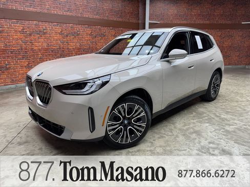 Used 2026 BMW X3 xDrive30i w/ Premium Package AWD/4WD image 1
