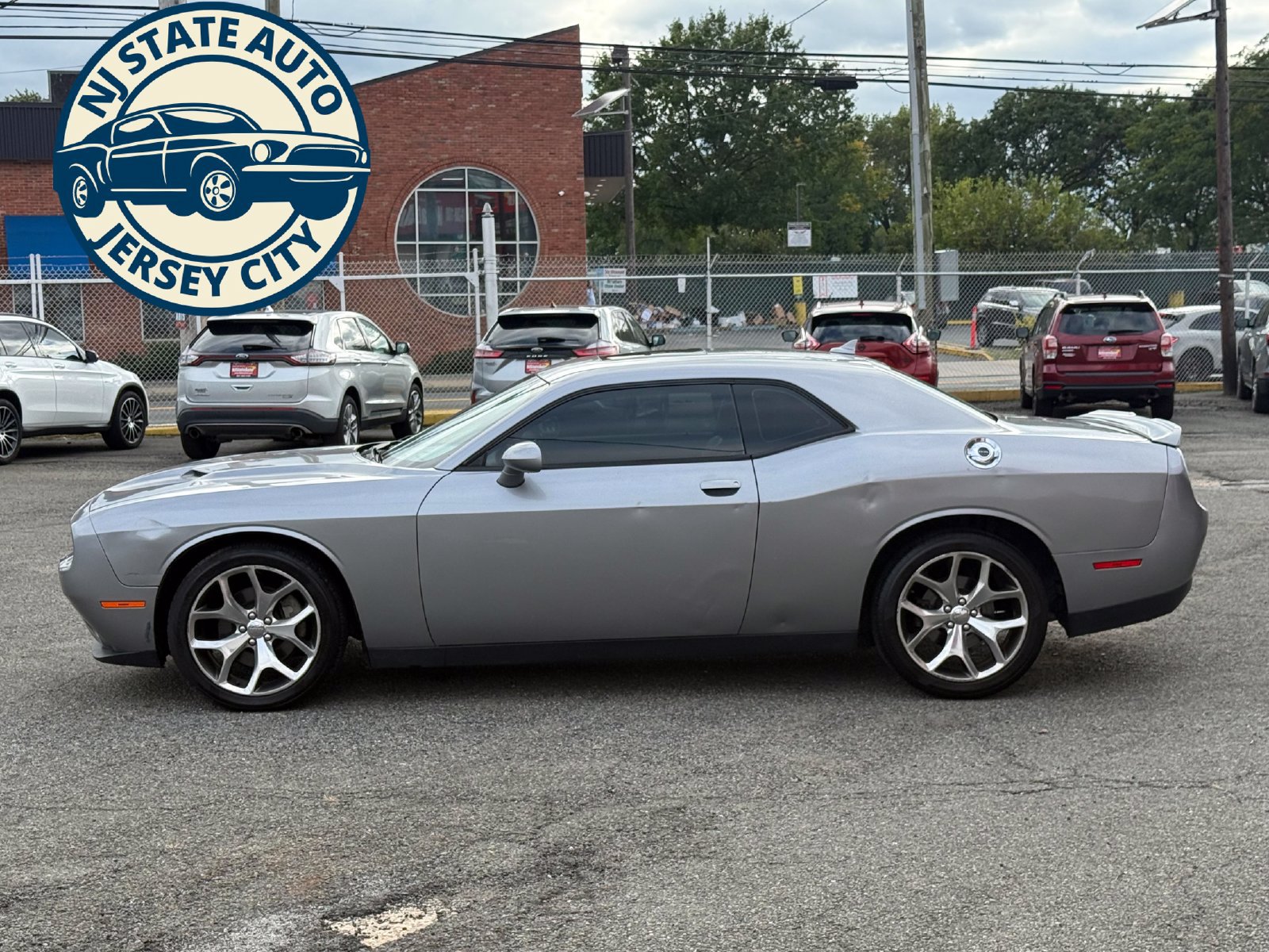 Used 2015 Dodge Challenger SXT Plus RWD image 12